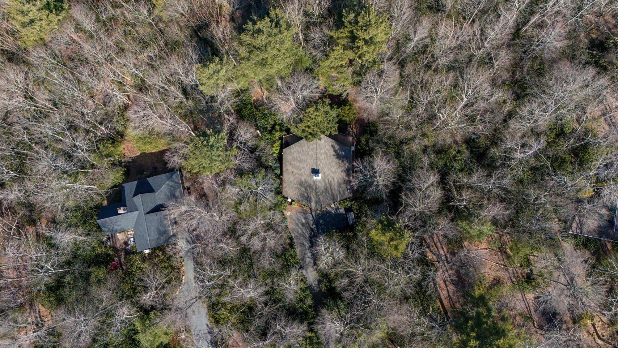 Whispering Pines Game Fire Pit Holiday home